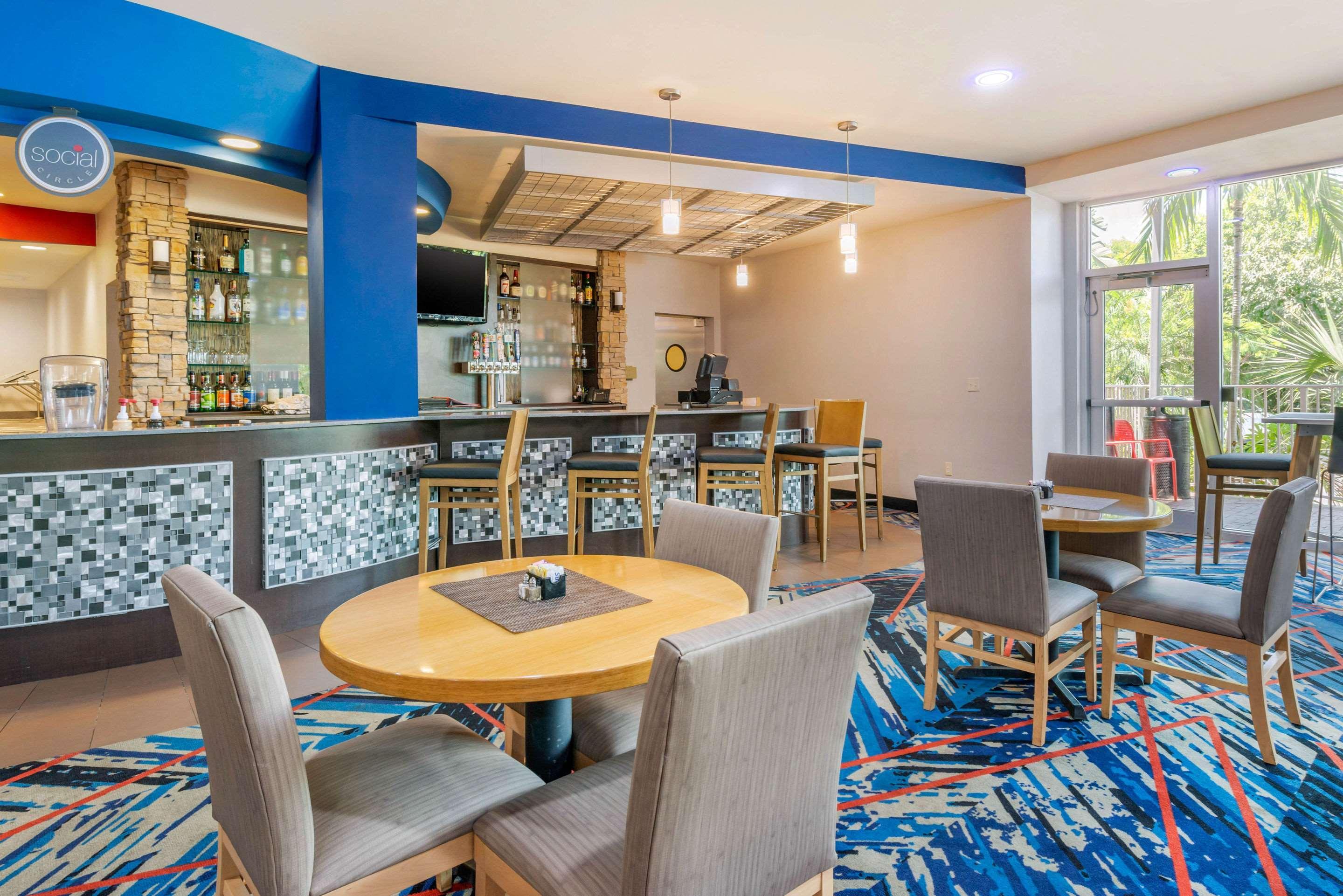 Cambria Hotel Ft Lauderdale, Airport South & Cruise Port Dania Beach Bagian luar foto