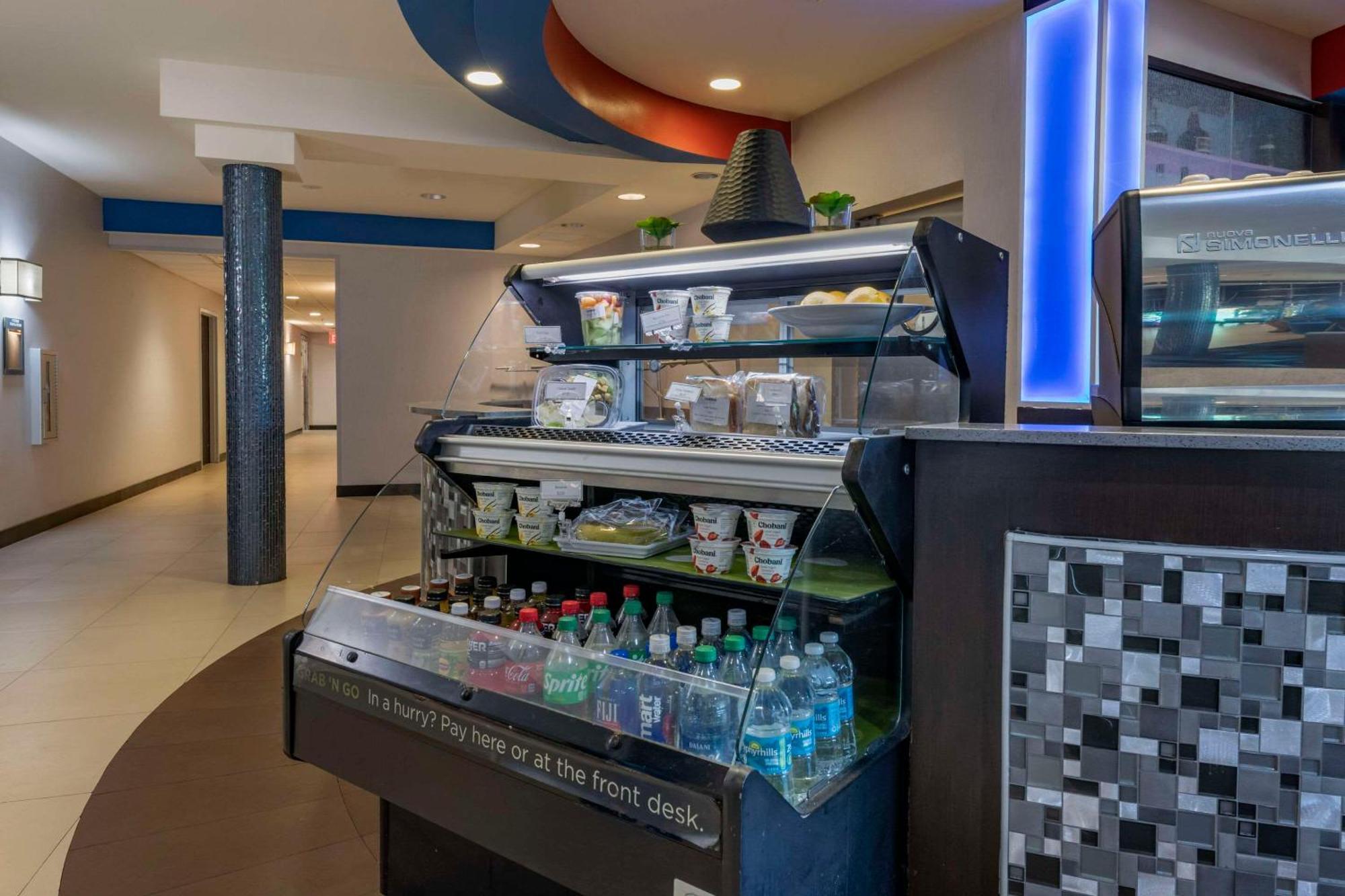 Cambria Hotel Ft Lauderdale, Airport South & Cruise Port Dania Beach Bagian luar foto