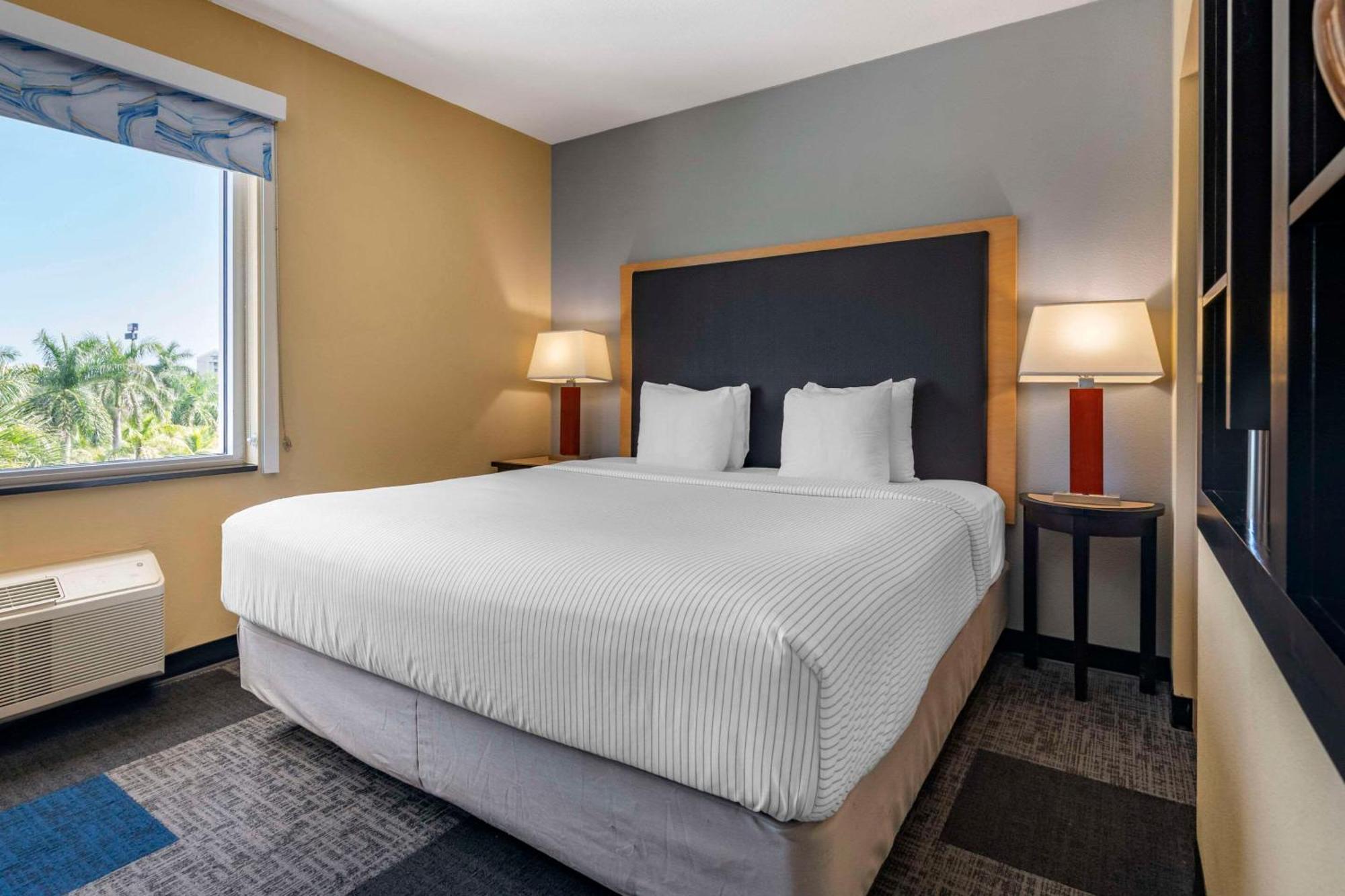 Cambria Hotel Ft Lauderdale, Airport South & Cruise Port Dania Beach Bagian luar foto