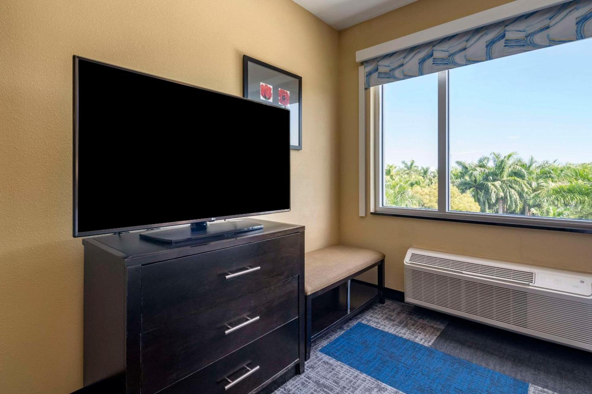 Cambria Hotel Ft Lauderdale, Airport South & Cruise Port Dania Beach Bagian luar foto