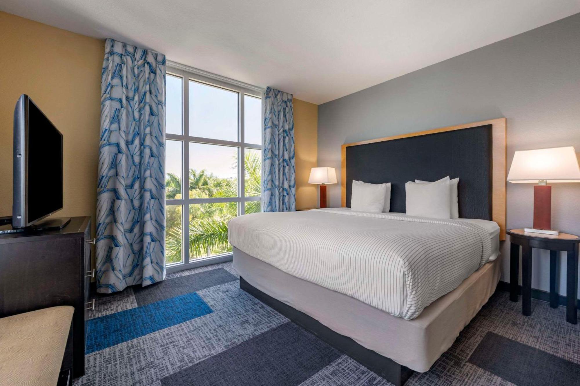 Cambria Hotel Ft Lauderdale, Airport South & Cruise Port Dania Beach Bagian luar foto